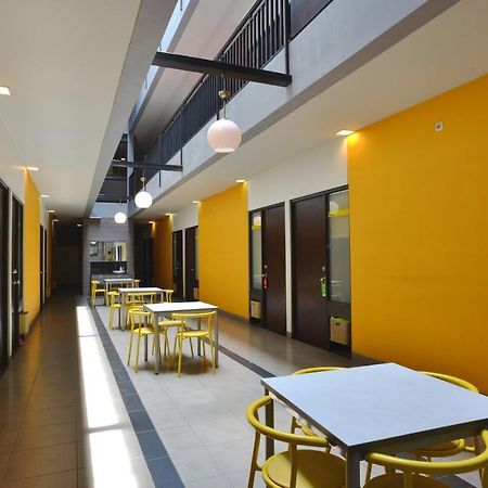 Zen Rooms Setiabudi Barat Jakarta Exterior foto